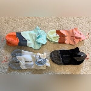 Feetures Women's Vibrant Ankle running Socks Collection